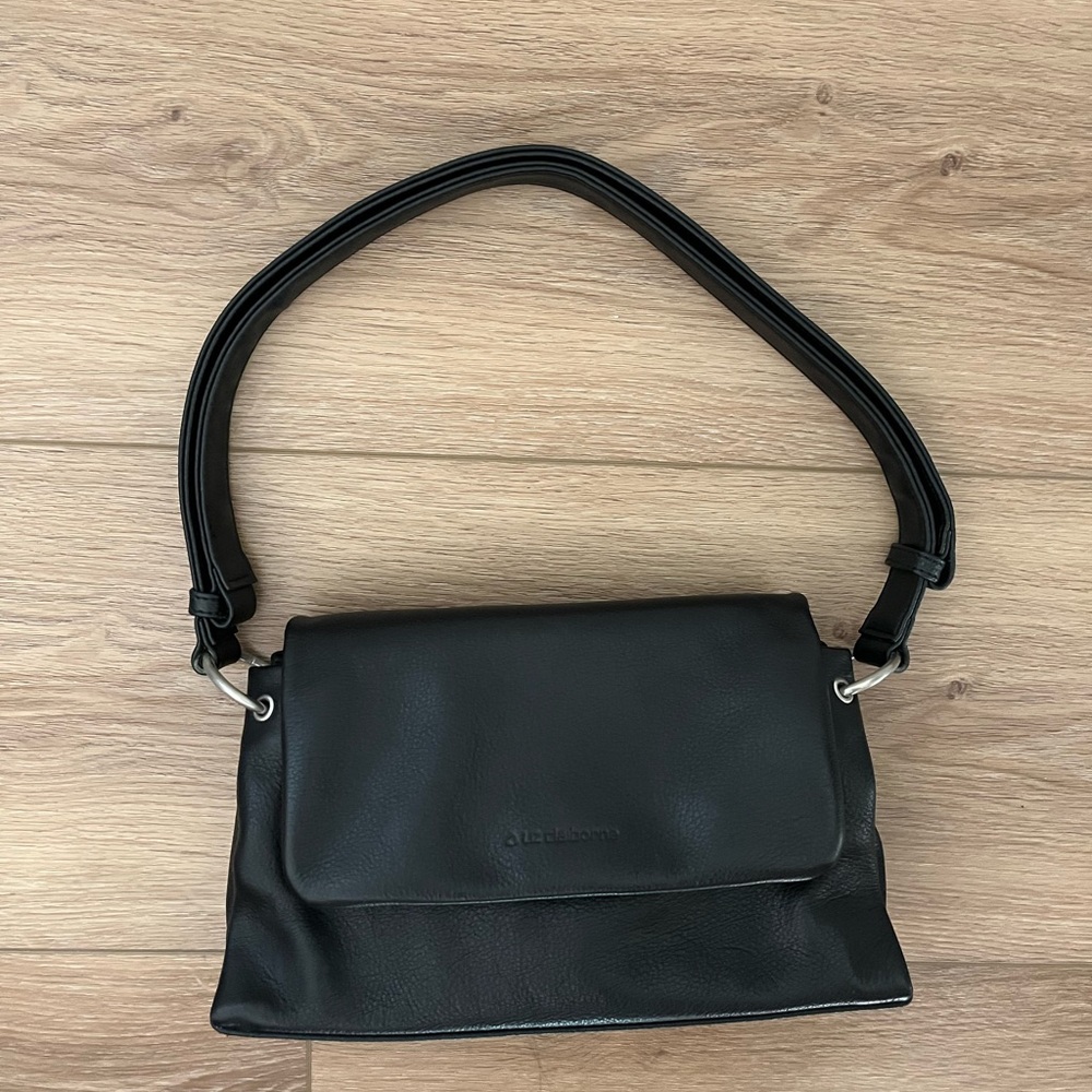 Liz Claiborne Leather Co Black Leather Shoulder Bag